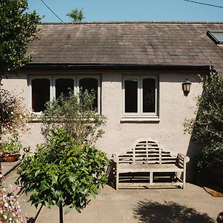 Bed and Breakfast Wellies & Waves Kingsbridge  Esterno foto
